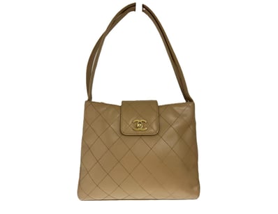 Luxury Pawnbroker Christmas Sale PART 2 (A984) - Lot 301