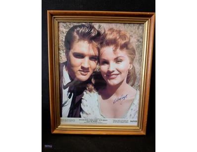 AUTOGRAPHED PHOTO FEATURING ACTOR ELVIS PRESLEY AN...