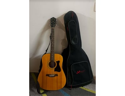 Gadgets, Music & Pastimes (A986) - Lot 17