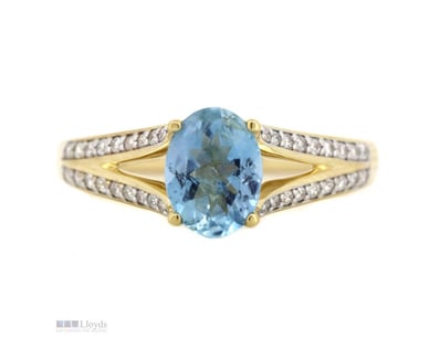 14K YELLOW GOLD, AQUAMARINE AND DIAMOND, SPLIT SHA...