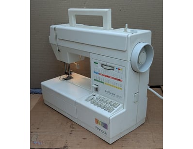 Pinnock Exclusive Plus Electronic Sewing Machine M...