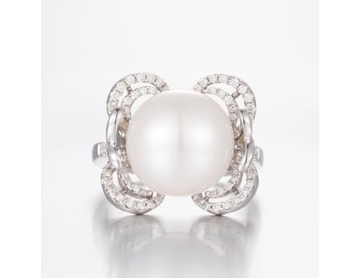 14CT WHITE GOLD PEARL AND DIAMOND DRESS RING      ...