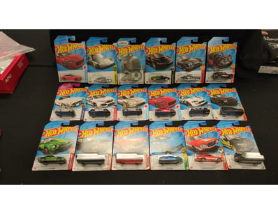 18X HOT WHEELS CARS INCLUDING HONDA CIVIC, NISSAN ...