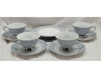 Antiques, Vintage & Interior Treasures (A1006) - Lot 100374