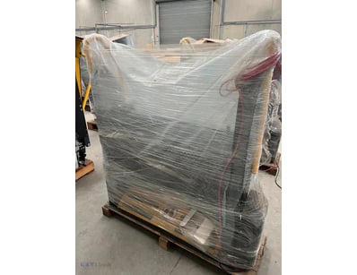 Un-used Folding Platform Wheelchair Lift 

Inspe...