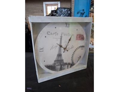 RRP $49 Cartle Postale Clock ME10