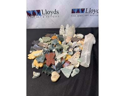 COLLECTION OF CRYSTALS AND MINERALS

Includes Va...