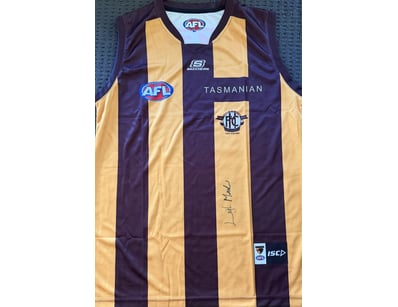 LEIGH MATTHEWS SIGNED HAWTHORN GUERNSEY 

A Hawtho...