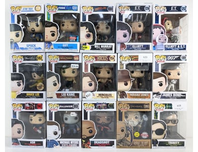 The Curio Collection (A990) - Lot 104