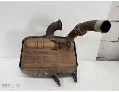 Vintage automotive exhaust muffler assembly featur...