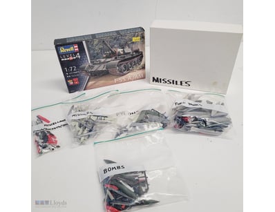 REVELL LEVEL 4 T-55 A/AM TANK MODEL KIT

Unassembl...