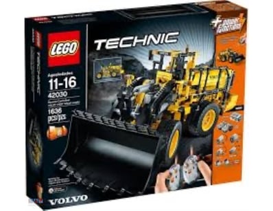 LEGO® TECHNIC SET 42030 WHEEL LOADER FEATURING A F...