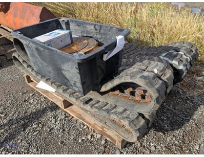 Pallet of used excavator tracks & more

Dimensions...