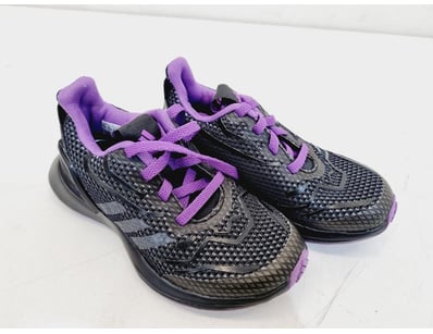 Major Brand Apparel & Footwear Liquidation Even... - Lot 146