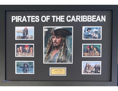 JOHNNY DEPP (PIRATES OF THE CARIBBEAN) PERSOANLLY ...