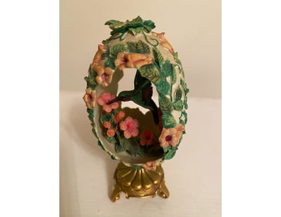 Antiques, Vintage & Interior Treasures (A1005) - Lot 836