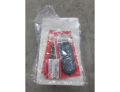 <p><strong>Rear Brake Shoes with Rubber Kit</stron...