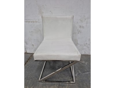 House & Homewares (A91001) - Lot 1487