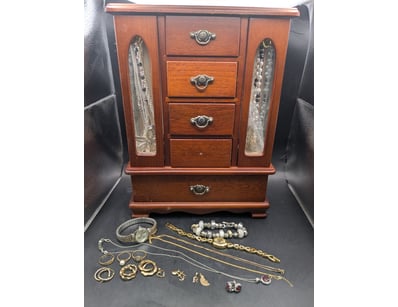 SA Public Trustee Home & Collectables Clearanc... - Lot 4028