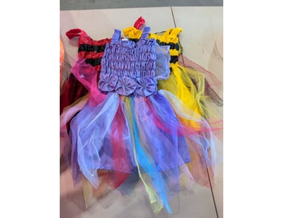Fairy Dresses, Various colours Size: XS, QTY: 84
...