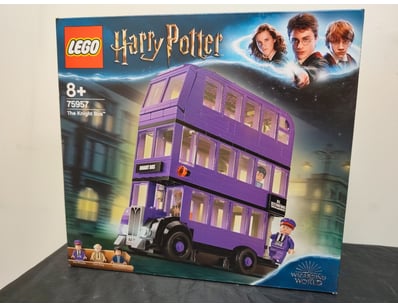 **UNRESERVED** LIFETIME COLLECTION OF LEGO PART... - Lot 653