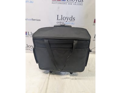 UNRESERVED Airport - Lost Property (A980) - Lot 555