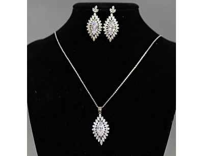 UNRESERVED Affordable Jewellery (A1001) - Lot 234