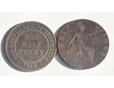 2X 1915 AUSTRALIAN HALF PENNY COINS

488567+28
...