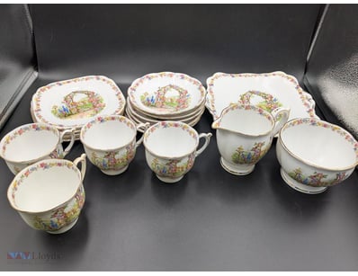 BELL CHINA "ROSE COTTAGE" FINE BONE CHINA TEA SERV...