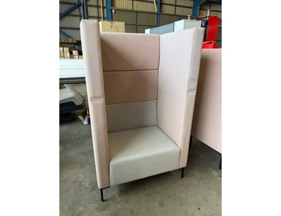 House & Homewares (A1004) - Lot 107