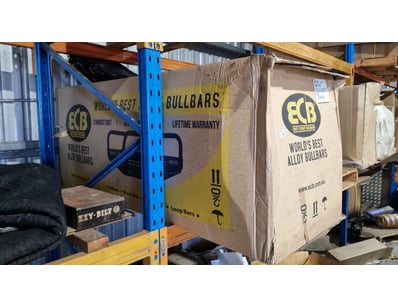 MOSTLY UNRESERVED 4x4 WORKSHOP BUSINESS CLOSURE... - Lot 138