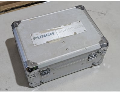 UNRESERVED Trimble Equipment & Accessories Wareho... - Lot 8