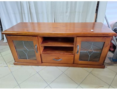 House & Homewares (A91000) - Lot 1925