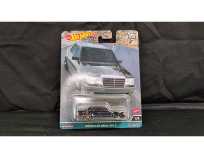 HOT WHEELS PREMIUM MERCEDES-BENZ 500 E DIE-CAST MO...