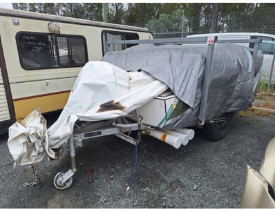 City of Gold Coast Abandoned Vehicles (ON4443) - Lot 26