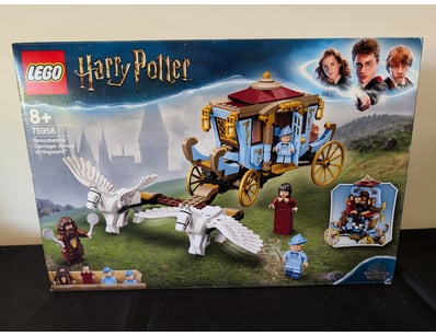 **UNRESERVED** COOKIE'S LIFETIME COLLECTION OF ... - Lot 592