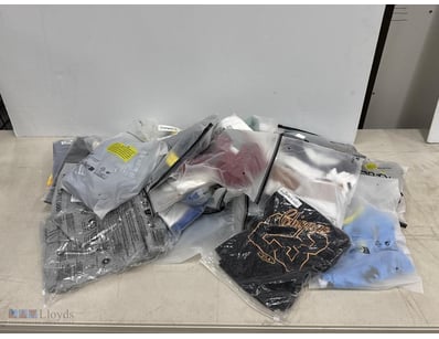 Assorted Clothes, Multiple Brands, Men and Women’s...