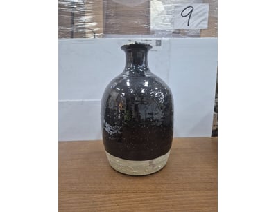 Brown and grey flower vase. 38x21x21cm


