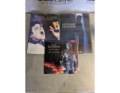 MICHAEL JACKSON OFFICIAL CALENDAR COLLECTION - 201...