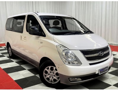 <b>2013 Hyundai iMax TQ-W - White - 171,405km - 2....