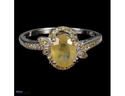NATURAL YELLOW SAPPHIRE RING.     

Natural Yellow...
