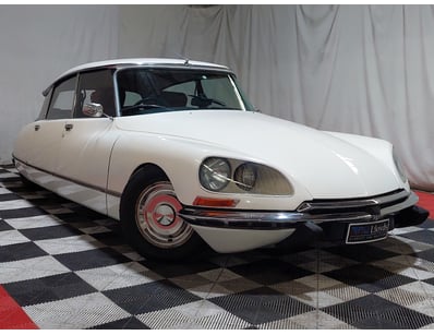 Classic, Muscle & Barn Finds - Lot 225