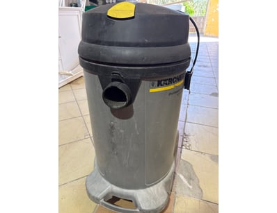 Kärcher NT48/1 Wet & Dry Vacuum 
Hose not included...