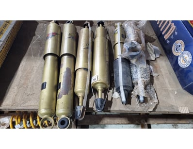 MOSTLY UNRESERVED 4x4 WORKSHOP BUSINESS CLOSURE... - Lot 206