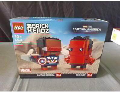 **UNRESERVED** LIFETIME COLLECTION OF LEGO PART... - Lot 430