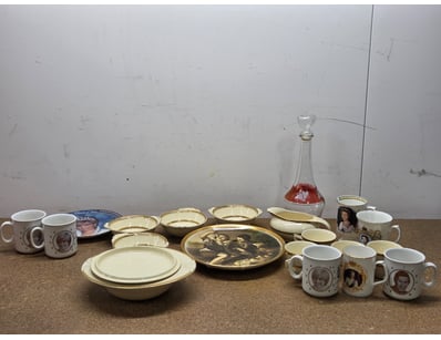 Comprehensive Royal commemorative dinnerware colle...