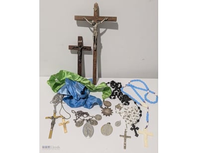 ASSORTED RELIGIOUS ITEMS 

Including Medals, Rosar...