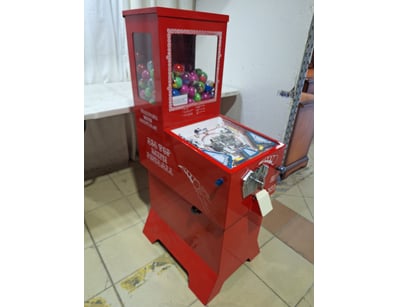 Big Top Mini Pinball Machine 

Dimensions H:121cm ...