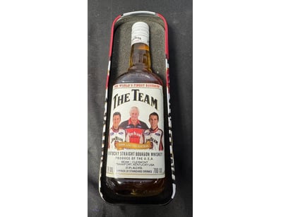 Exceptional Jim Beam collectible bottle signed tin...