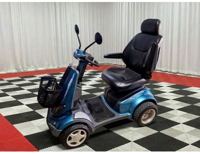 Heartway Aviator SX8 Mobility Scooter, Charger & K...
